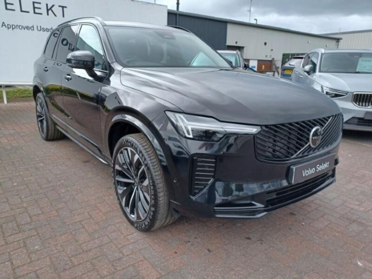 VOLVO XC90 2.0 T8 PHEV Plus Pro Dark 5dr AWD Geartronic