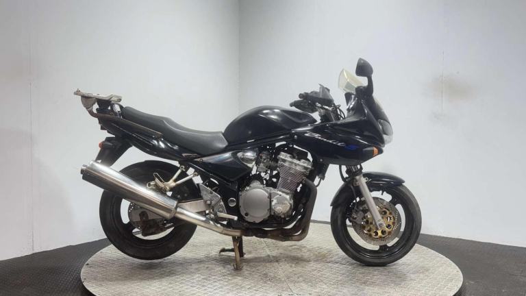 Suzuki Bandit 600 GSF 2003 43K PROJECT BIKE SPARES OR REPAIR FAIRED MODEL 600CC