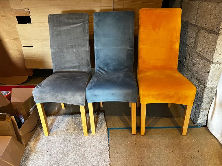 8 coloured dining chairs