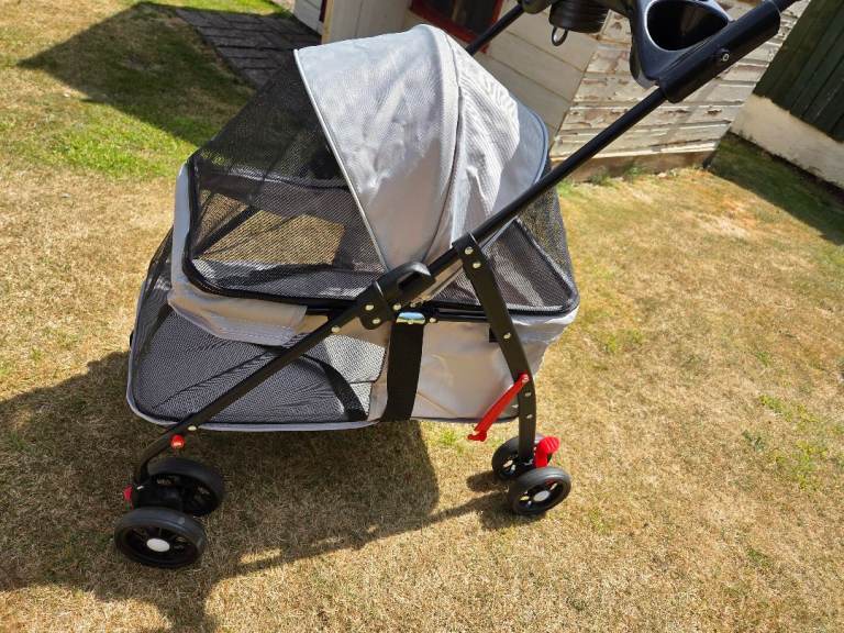 PET BUGGY NEW
