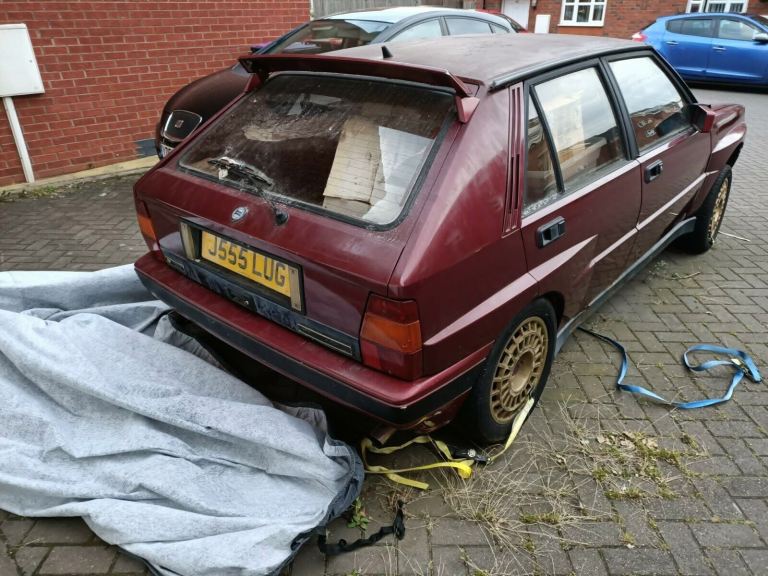 Lancia delta integrale hf turbo