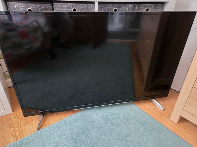 Hitachi 50 inch tv