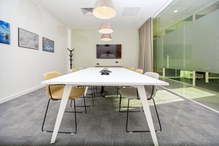 Newcastle - NE27 0QQ \ Large Flexible Office Space for Up to 10 Desks