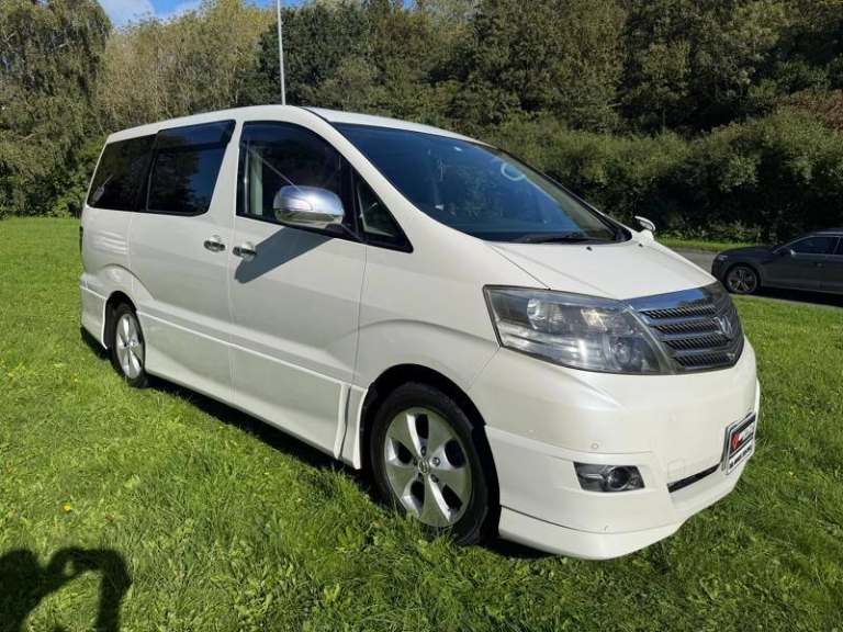 2005 White TOYOTA ALPHARD, WHITE MS, 3.0ltr, 62k miles, 8 seater, Twin sunroofs