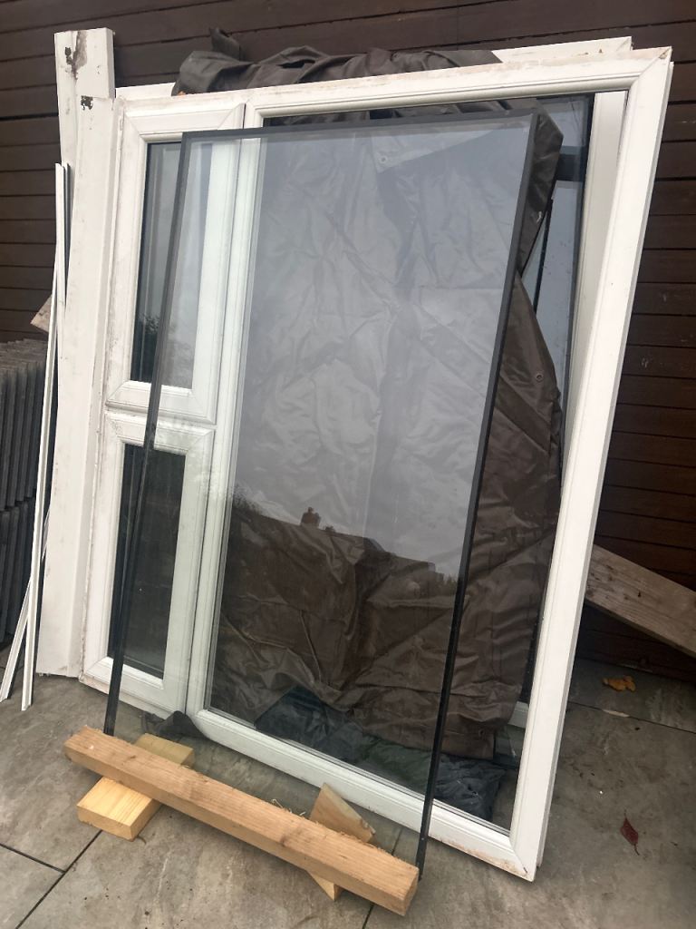 White UPVC Double Glazed Window Unit – Good Condition