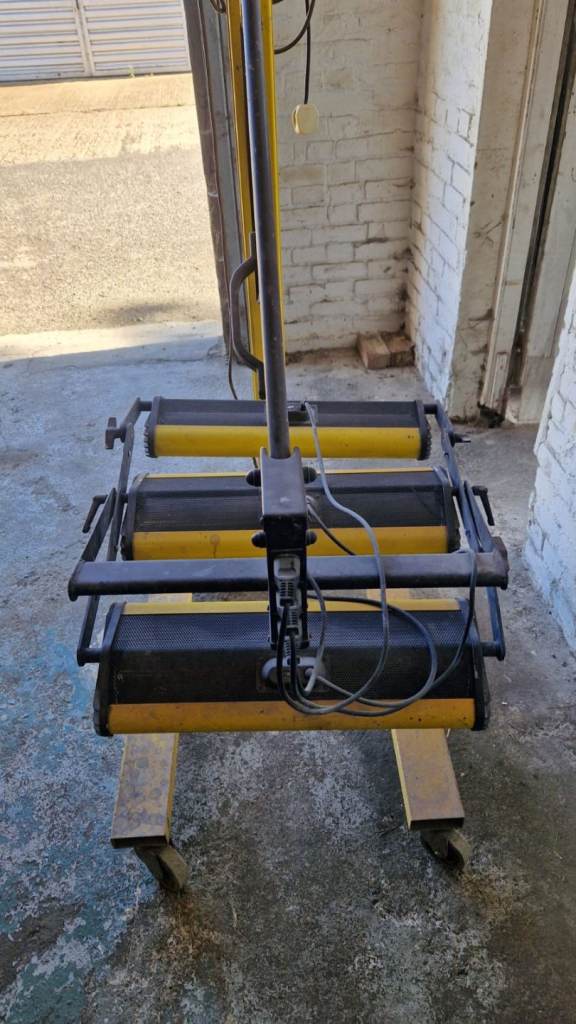 Trisk infered 3 bar car body drying light 