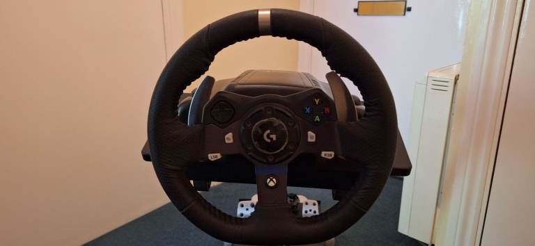 Logitech G920 Racing Wheel and Pedals complete with adjustable stand – Good Condition
