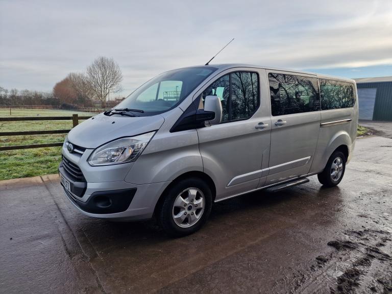 2016 Ford Tourneo Custom 310 T-NIUM LWB 9 Seat Minibus  Spares Repairs  8m MOT