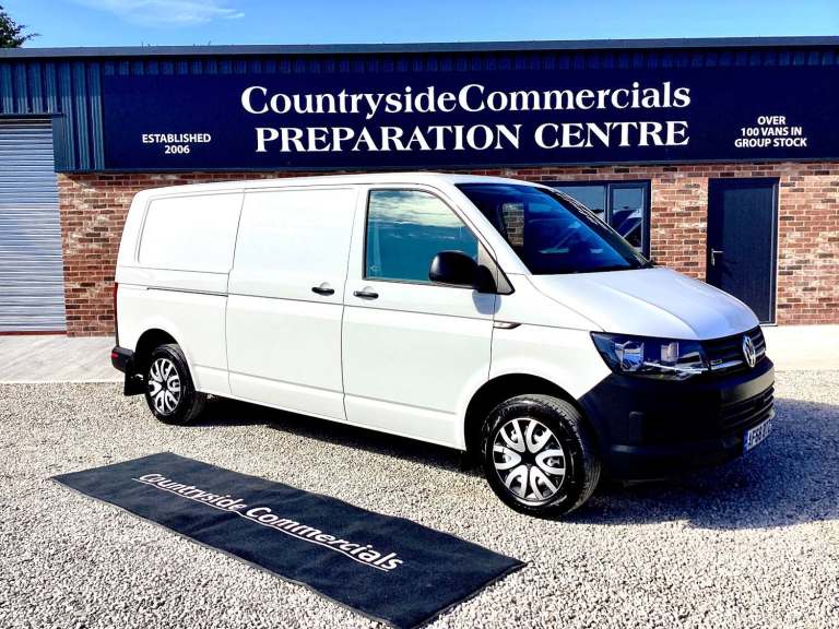 2018 Volkswagen Transporter 2.0TDI 150BHP STARTLINE / 4MOTION / 4x4 / LONG WHEEL BASE / TWIN DOOR...
