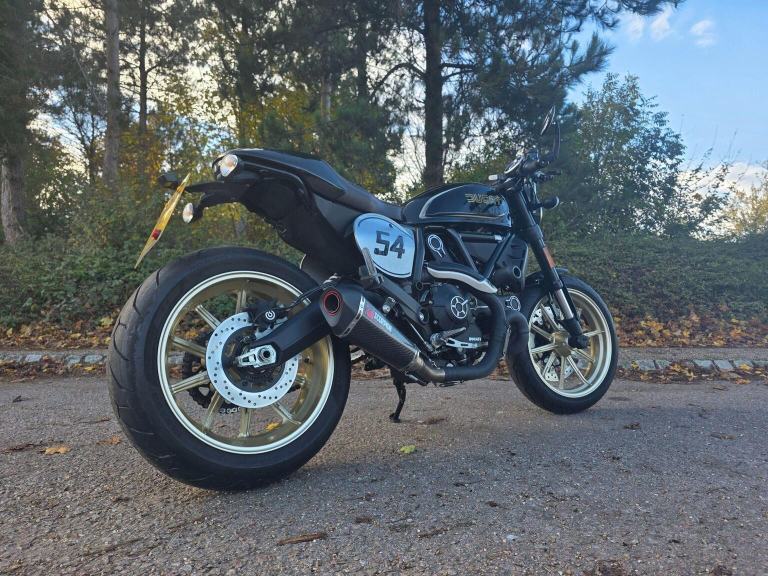 DUCATI SCRAMBLER 800 803 CAFE RACER EURO 4 2019 Petrol Manual in Black