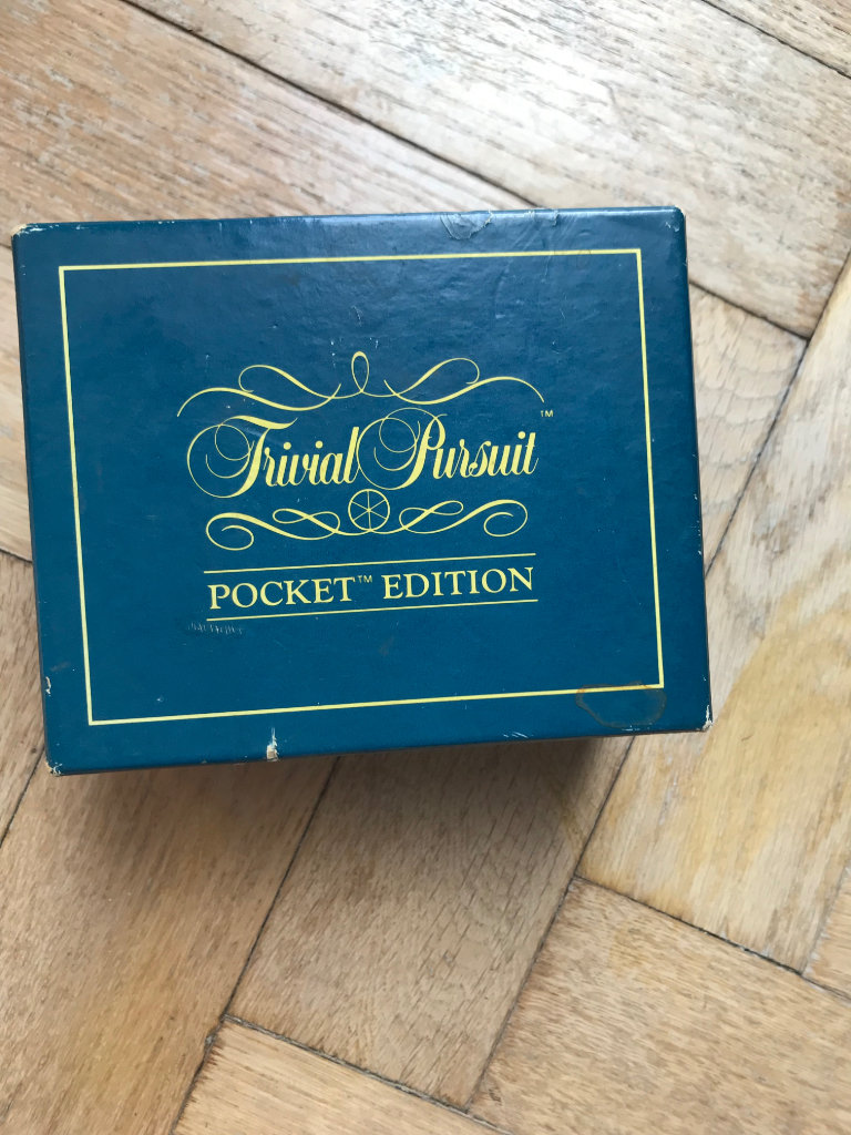 Retro Trivia Pursuit Pocket Edition 