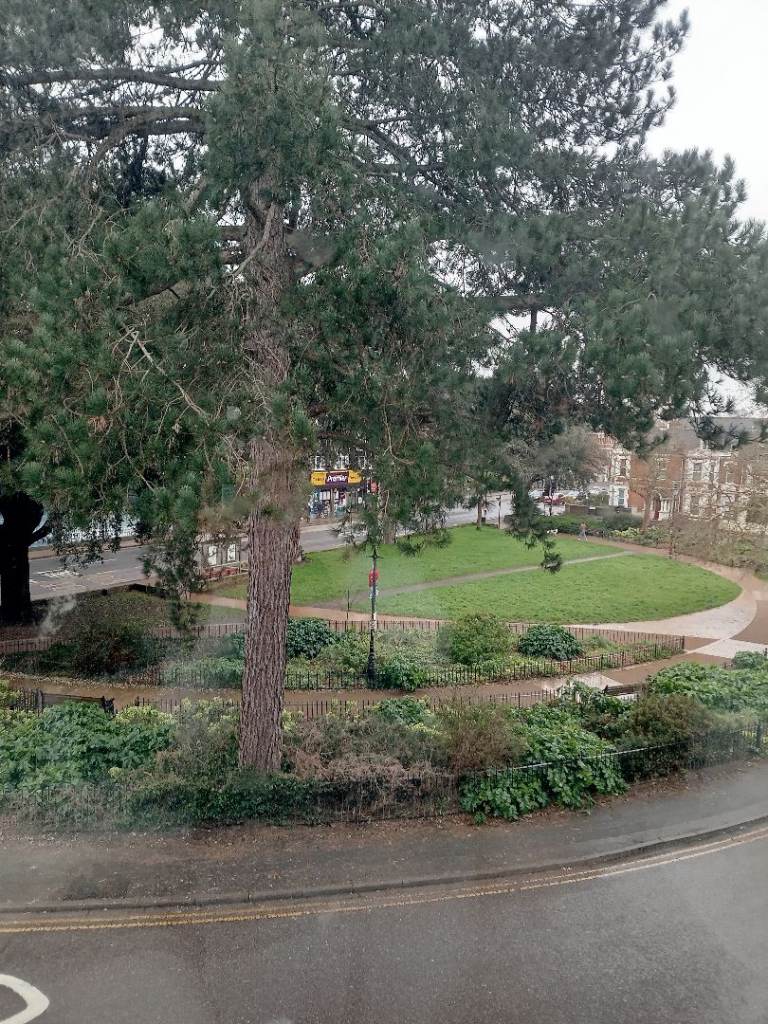 2 Bed Maisonette - The Crescent 