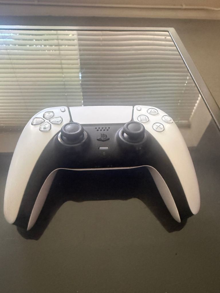 Sony PS5 DualSense Wireless Controller – Excellent Condition