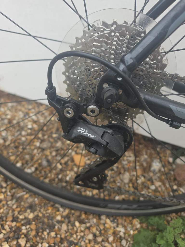 Giant Contend SL 1 Road Bike Shimano 105 11 Speed Carbon Fork Rim Brake