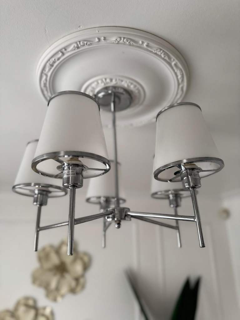 UNMISSABLE!! Modern Chrome Chandelier with White Shades