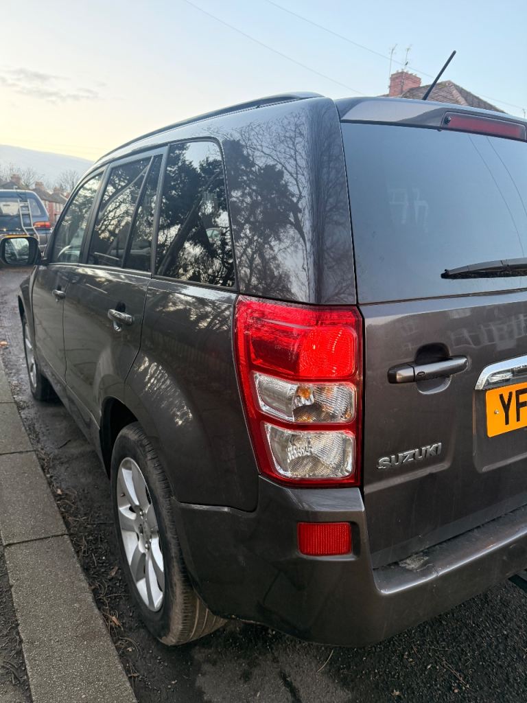 Suzuki, GRAND VITARA, Estate, 2011, Manual, 1870 (cc), 5 doors