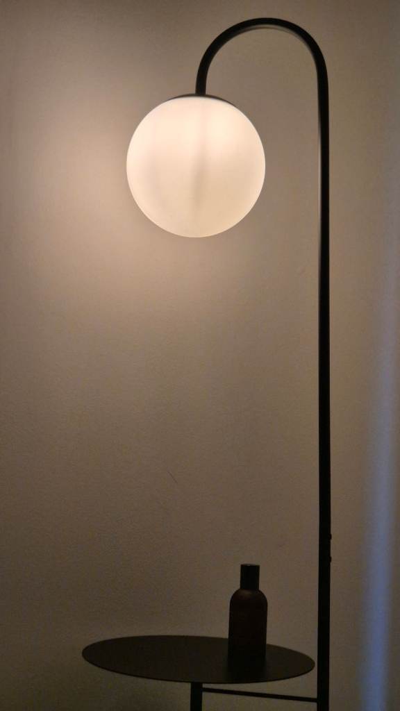 Modern Black Floor Lamp with Integrated Table – As Good As New