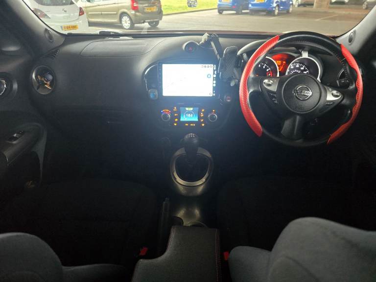 2013 Nissan Juke for sell. Very neat