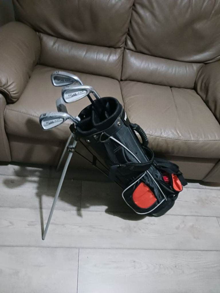 Junior kids golf clubs with bag