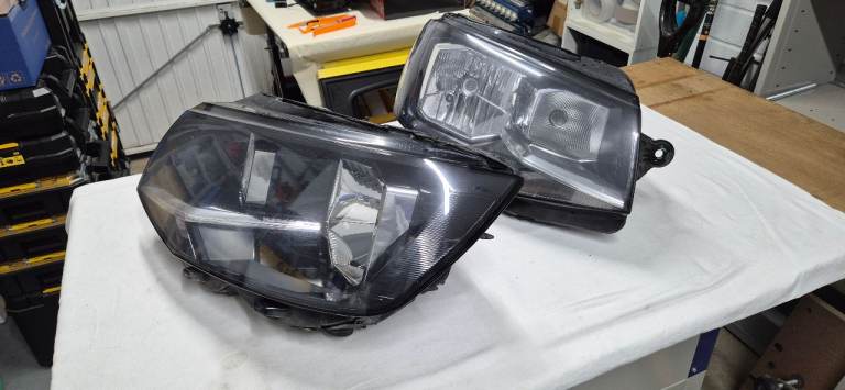 VW Transporter T6 Original Headlights