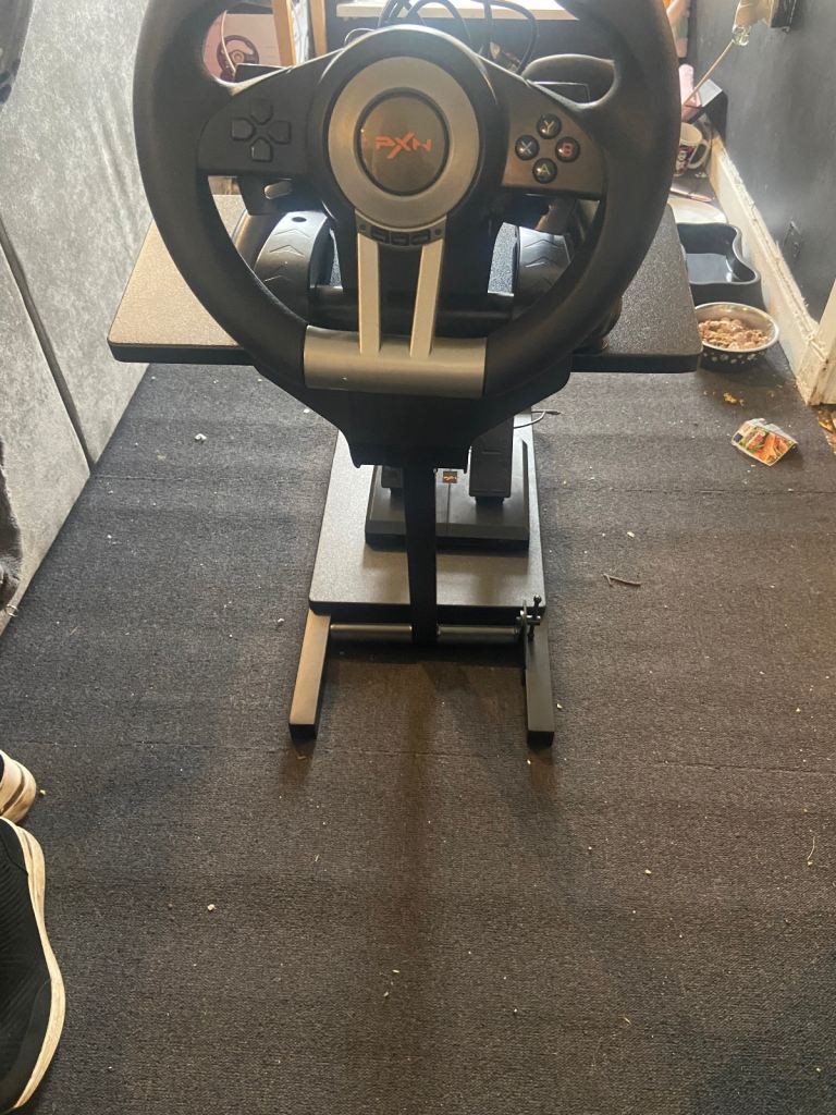 Pxn Steering wheel, pedals and stand 