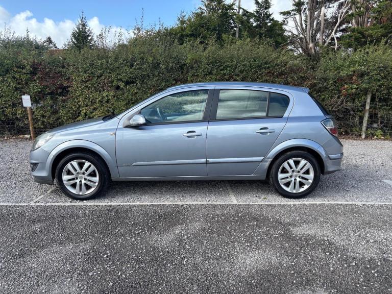 2009 Vauxhall Astra 1.6i 16V SXi [115] 5dr HATCHBACK Petrol Manual