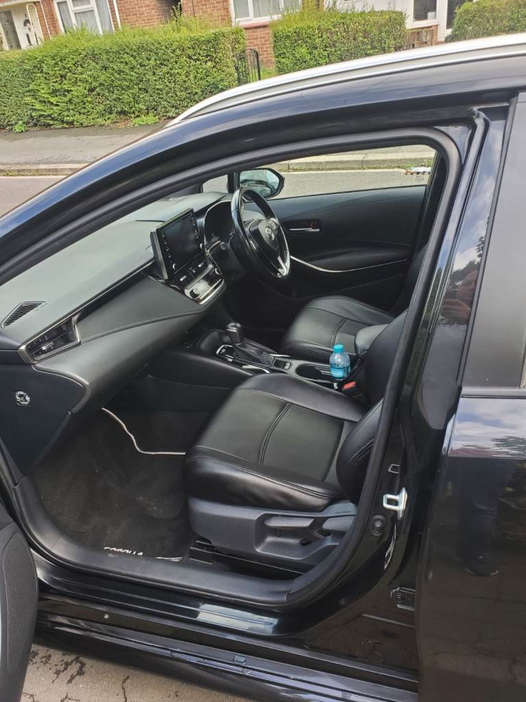 Toyota, COROLLA, Estate, 2019, Other, 1798 (cc), 5 doors