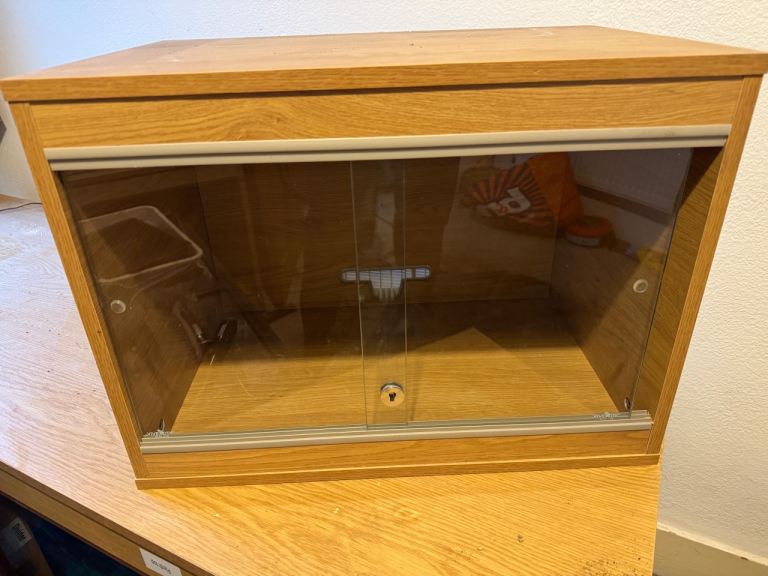 VivExotix Oak vivarium