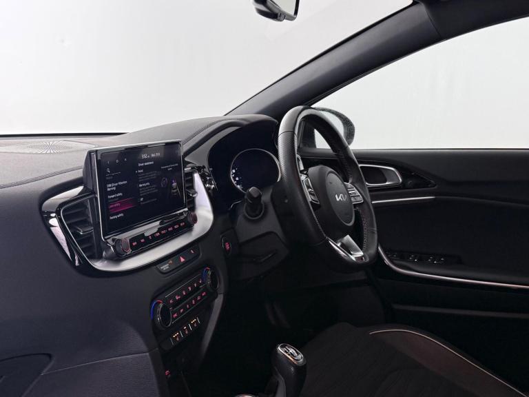 2022 Kia Ceed 1.5 T-GDi GT-Line Euro 6 (s/s) 5dr HATCHBACK Petrol Manual