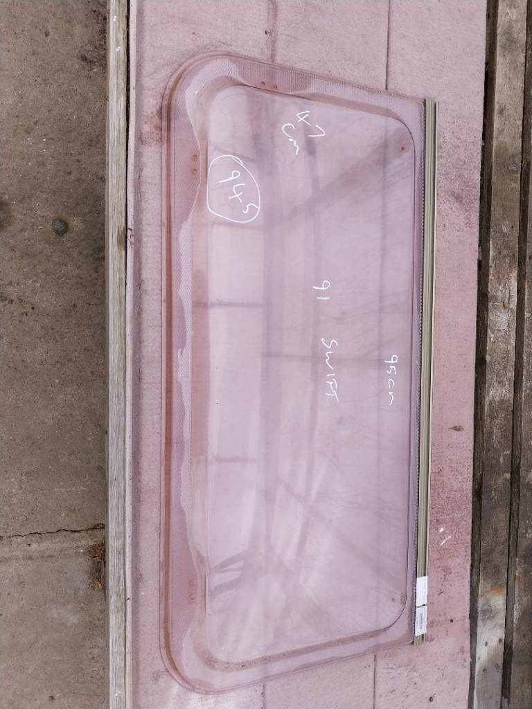 Swift caravan window 95 x 47cm