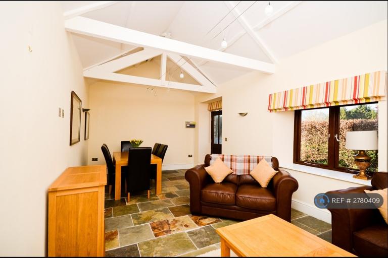 2 bedroom house in Stoke St Mary, Taunton, TA3 (2 bed) (#2780409)