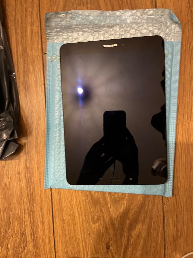 K109 Samsung Galaxy Tab S3 9.7 Tablet 32GB Black