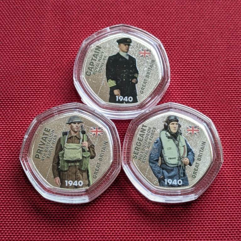 ♥ 3x Commemorative UNIFORMS OF WW2 coin tokens