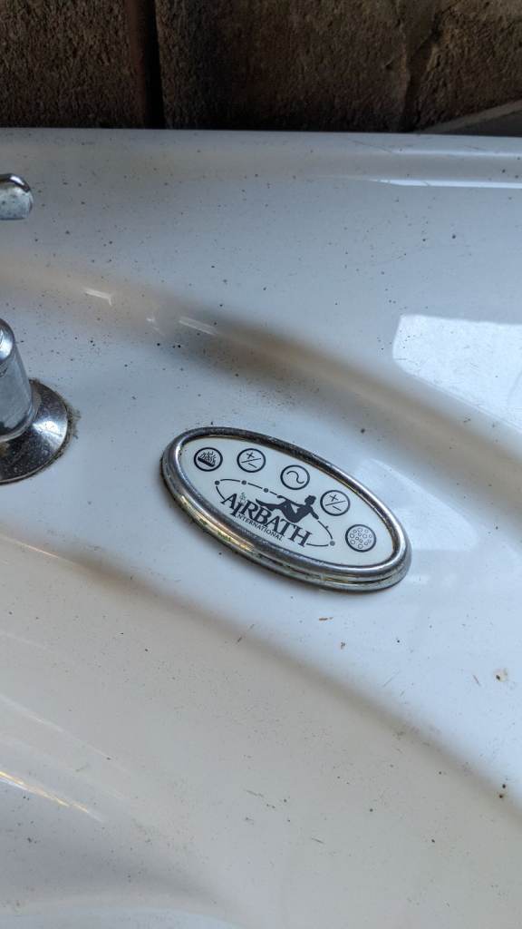 Air bath jacuzzi hydro bath 