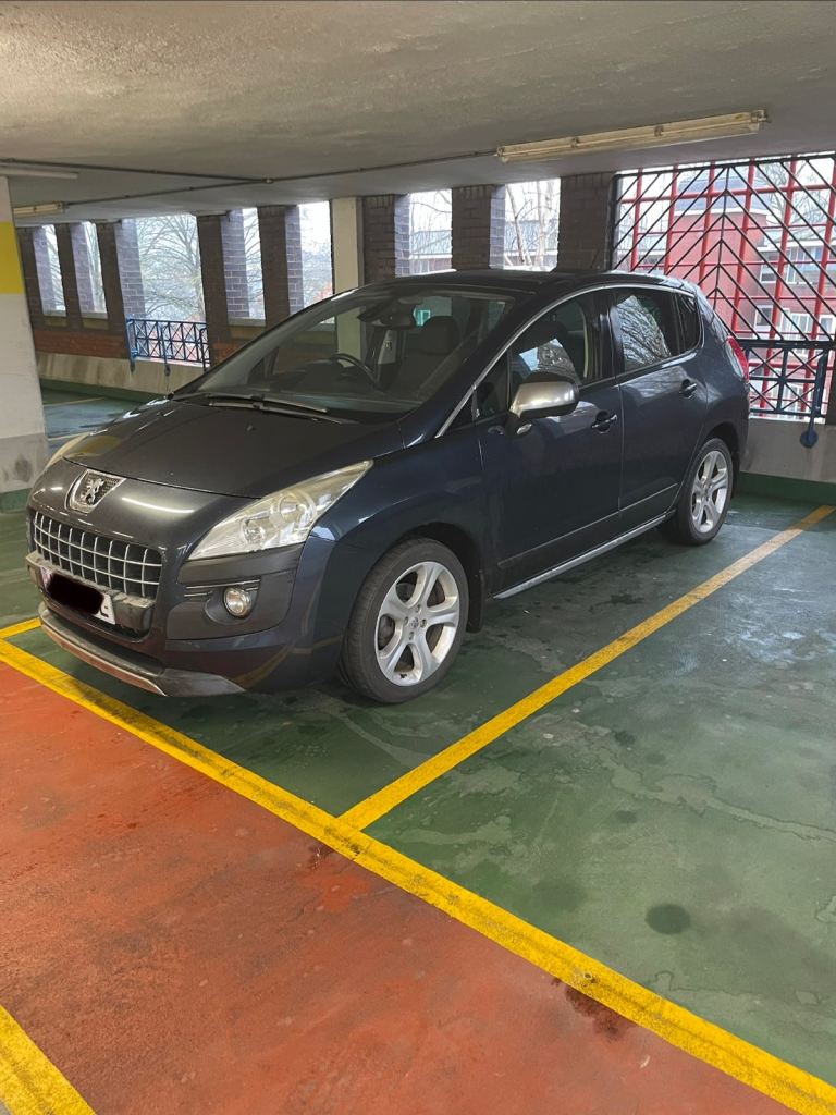 Peugeot, 3008, Hatchback, 2012, Manual, 1560 (cc), 5 doors