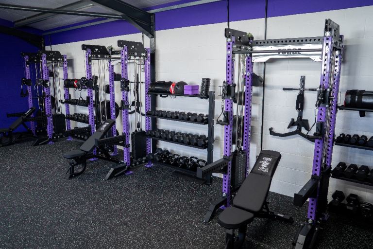 Squat racks & all other gym equipment and flooring 💥💥
