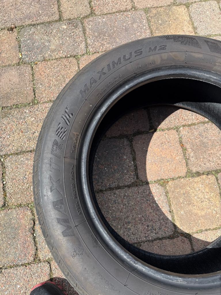 Maxtrek Maximus M2 Tyre 215/60/R17 96H
