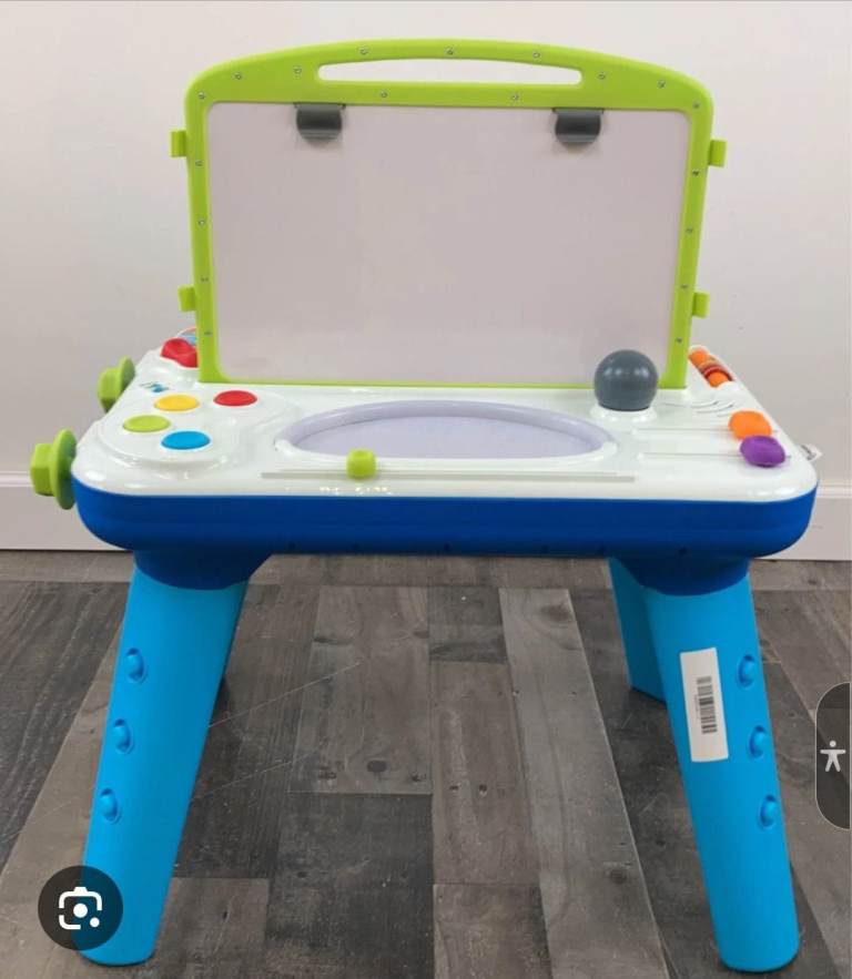 Baby Einstein curiosity table