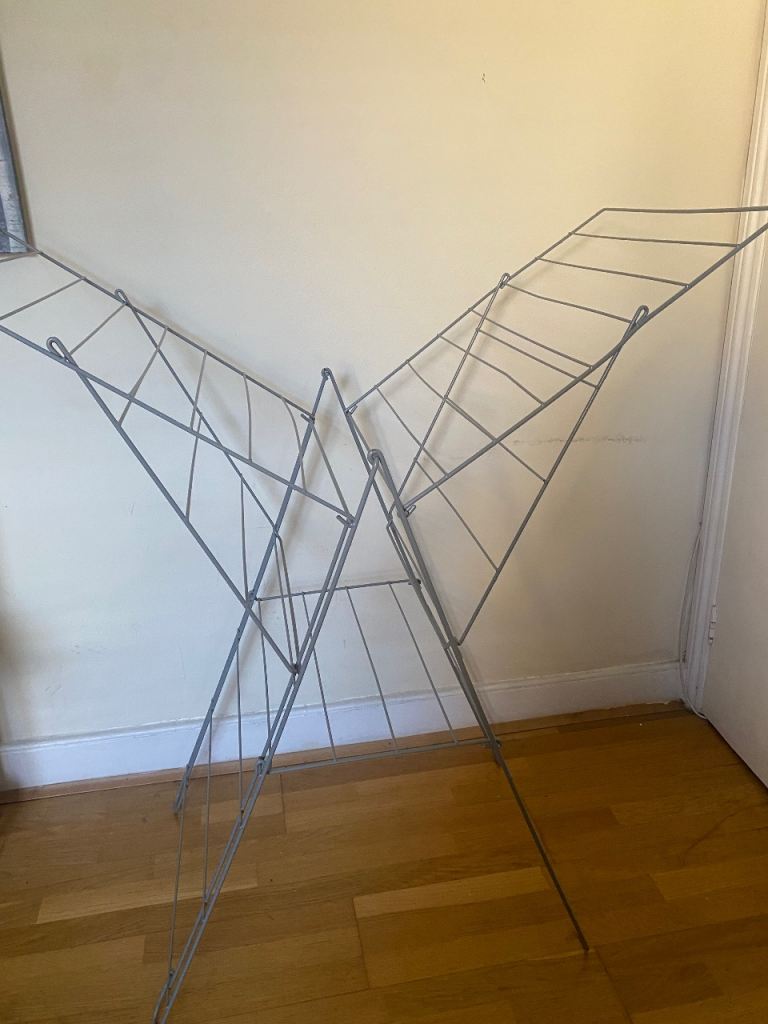 Large Foldable Clothes Airer / Drying Rack – Grey Metal
