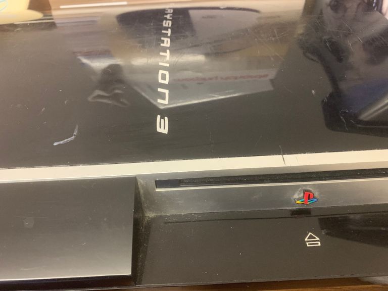 Xbox 360 with controller 