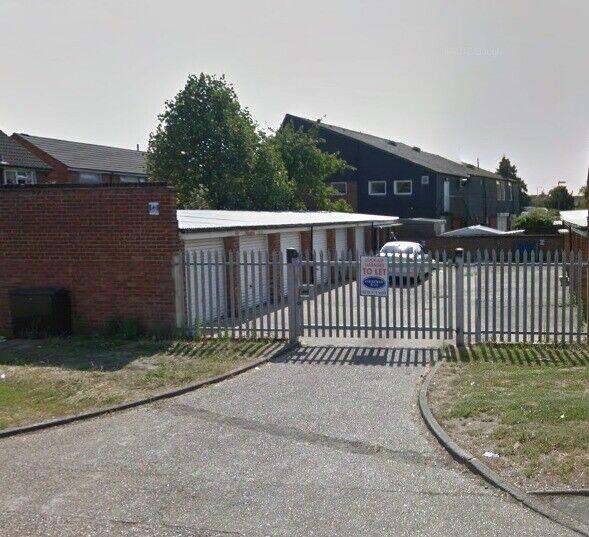 Garage/Parking/Storage to rent: Clive Court, off High Street Chalvey, Slough SL1 2SH - GATED SITE