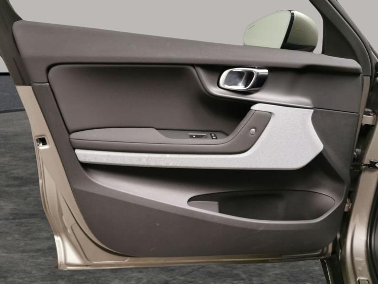 2020 Polestar Polestar 2 300kW Pilot Plus 78kWh Dual motor 5dr 4WD Auto SALOON ELECTRIC Automatic