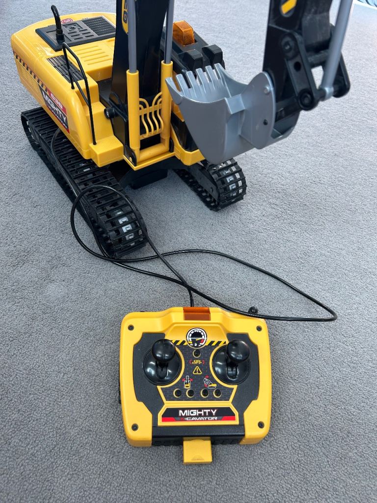 Construction digger & dumper truck - remote control