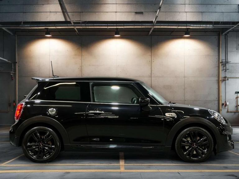 2019 MINI Hatch 2.0 Cooper S Sport II 3dr Auto HATCHBACK PETROL Automatic