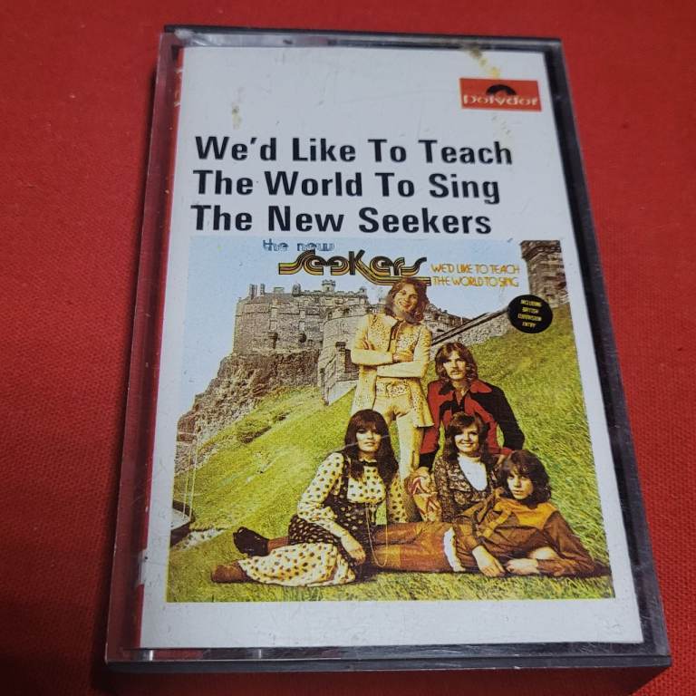 We's Like To Teach The World To Sing  - The New Seekers  Audio Cassette Tape Excellent Condition a11