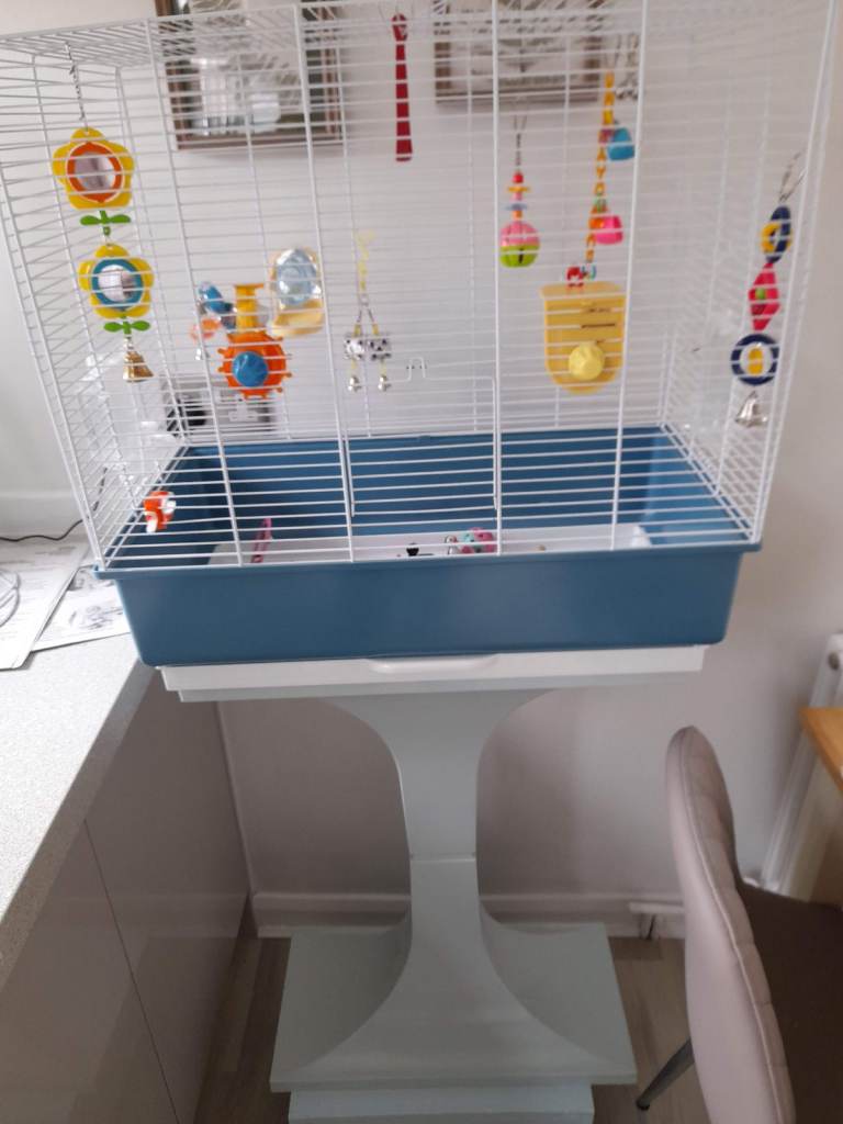 Ferplast Bird Cage and Stand