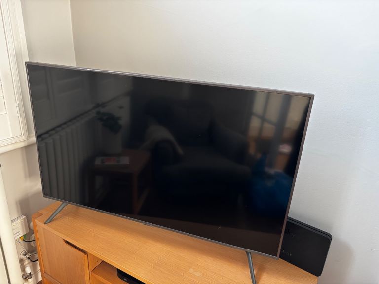 Samsung UE43TU7100K 43 inch Smart TV – Good Condition