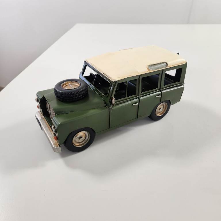 4X4 Green Station Wagon - 33cm Man Cave Display Piece 🚙✨