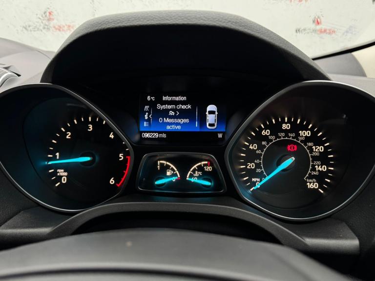 2017 Ford Kuga 2.0 TDCi Titanium Euro 6 (s/s) 5dr HATCHBACK Diesel Manual