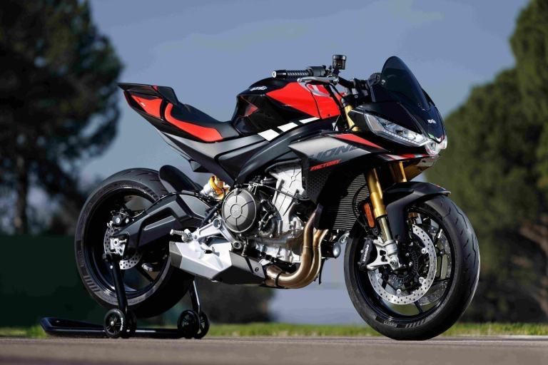 Aprilia Tuono 660 Factory 2025. 